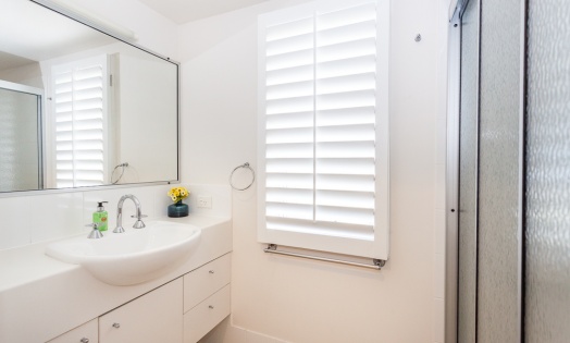 RE 0186 Seychelles Stradbroke Holiday Accommodation
