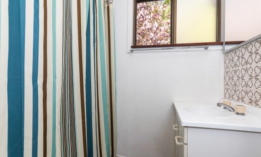 RE 0245 Little Malibu 14 Tramican St Holiday Accommodation